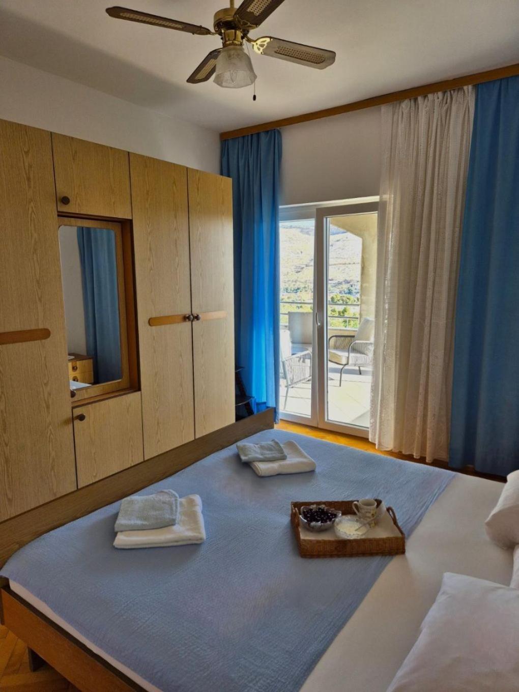 Apartments Josi - Parking And Barbecue Grebaštica Екстериор снимка